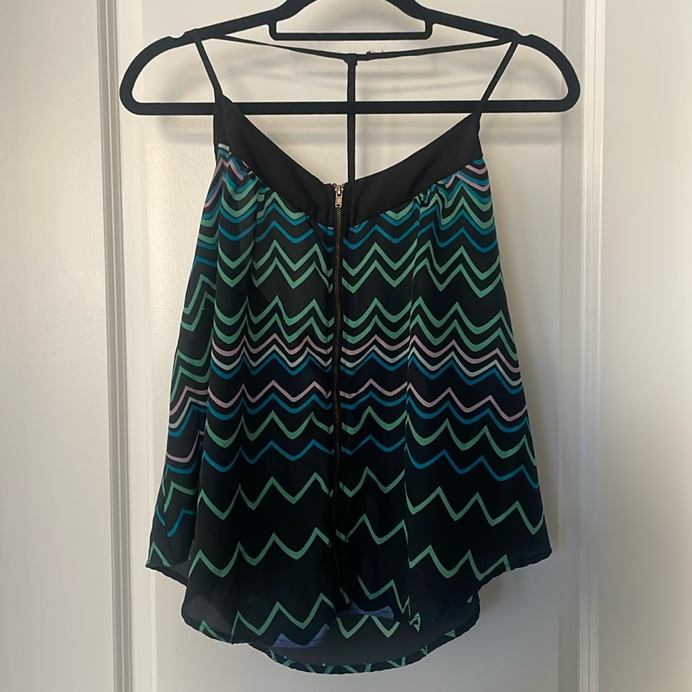 Olive Olivia Womens Tank Top Size Large Zip front Colorful